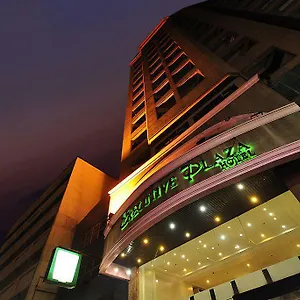 Executive Plaza Отель Манила